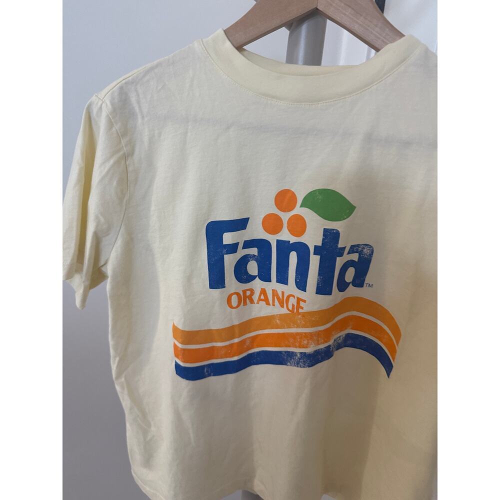 H&M Fanta T-Shirt Yellow Size Medium‎ - Picture 2 of 8